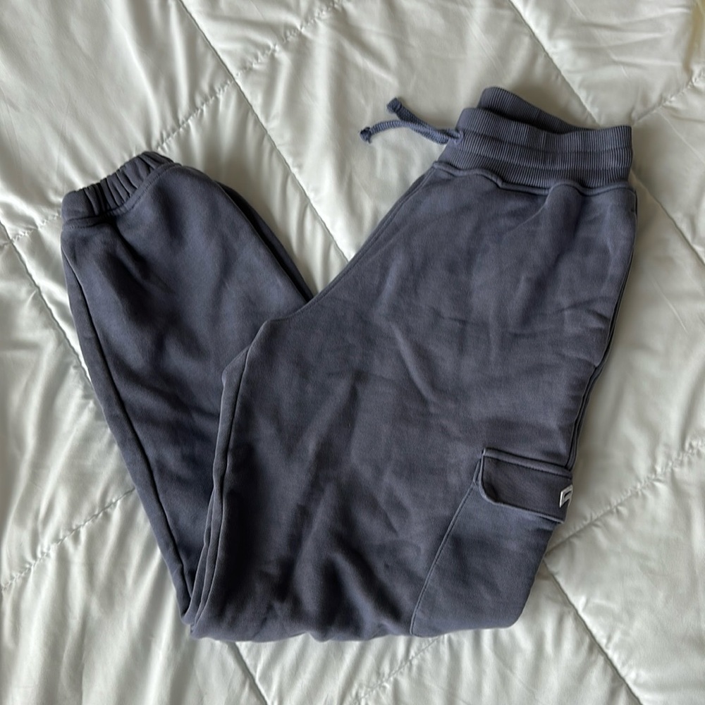 Oner active Cargo joggers (medium) like new!